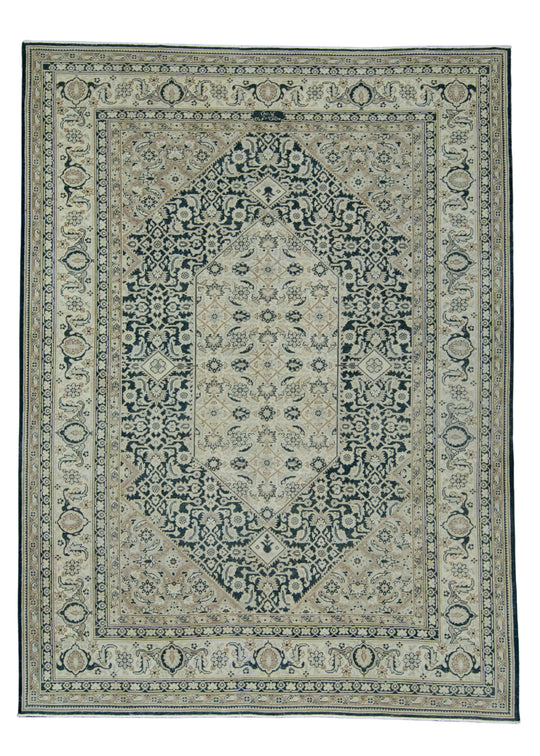 Oriental Handwoven Vintage Rug 7'3" x 9'11" #17851