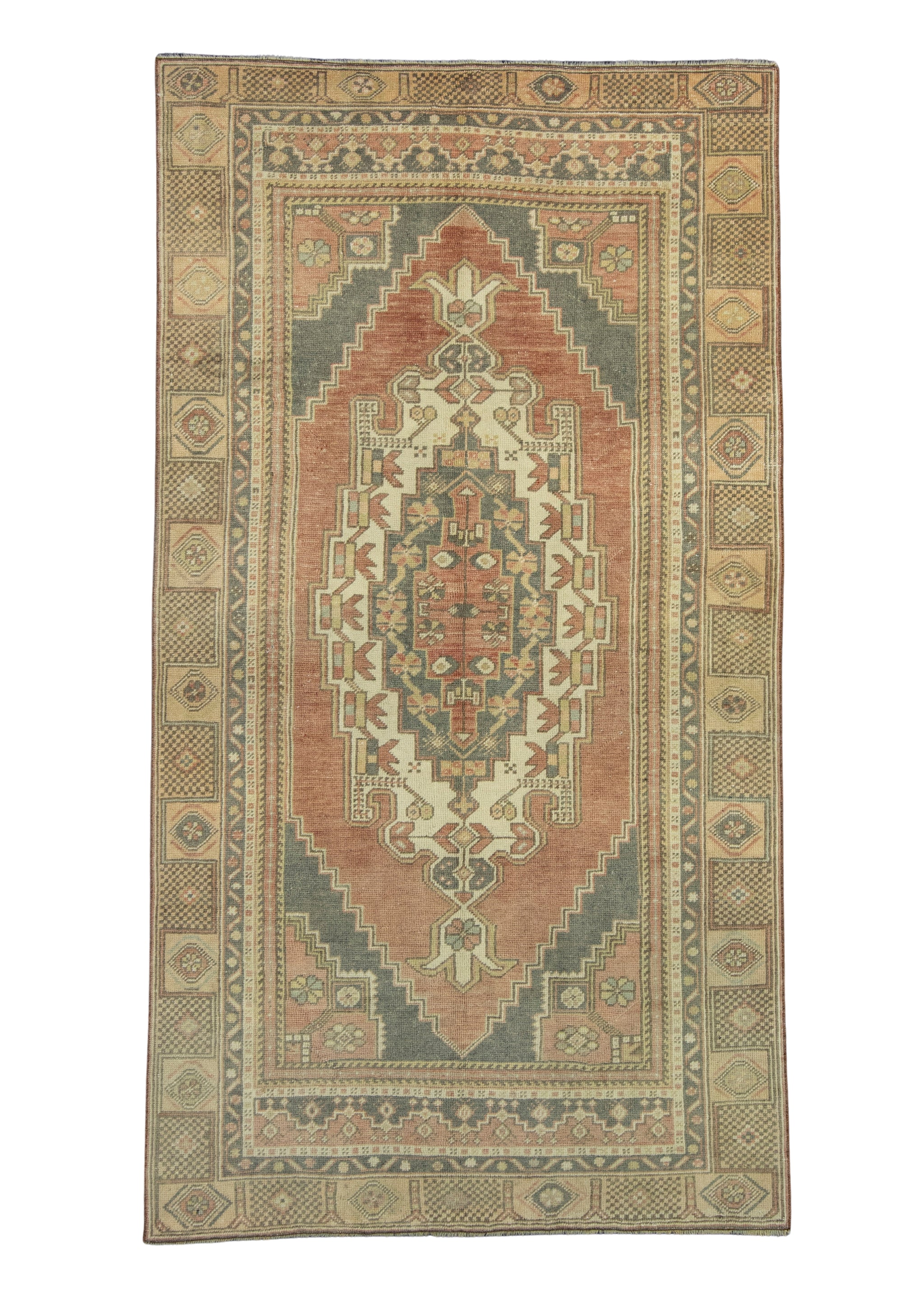 トルコ　ヴィンテージラグ　Old Turkish Vintage Rug 12_aebe41db-2871-4b03-8271-