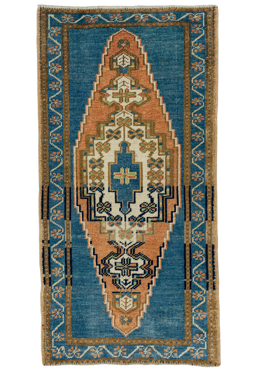 Turkish Yastik Rug  1'9" x  3'5" #22624
