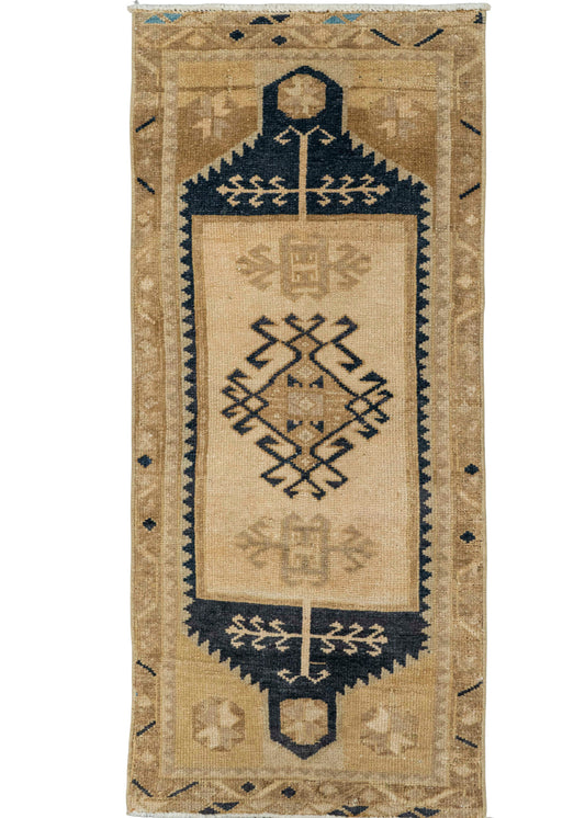 Turkish Yastik Rug  1'7" x  3'8" #22605