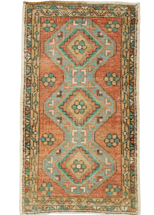 Turkish Yastik Rug  1'10" x  3'3" #22657