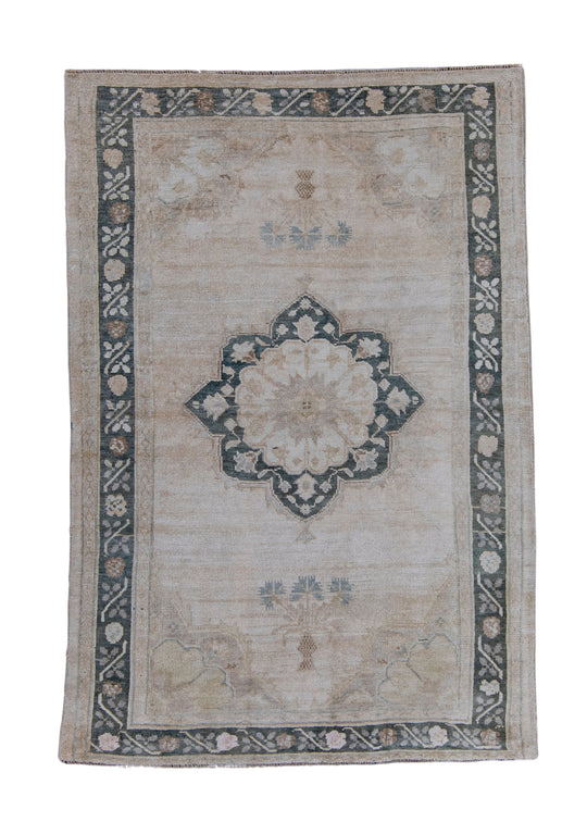 Turkish Vintage Anatolian Rug 3'11" x 5'9" #7046