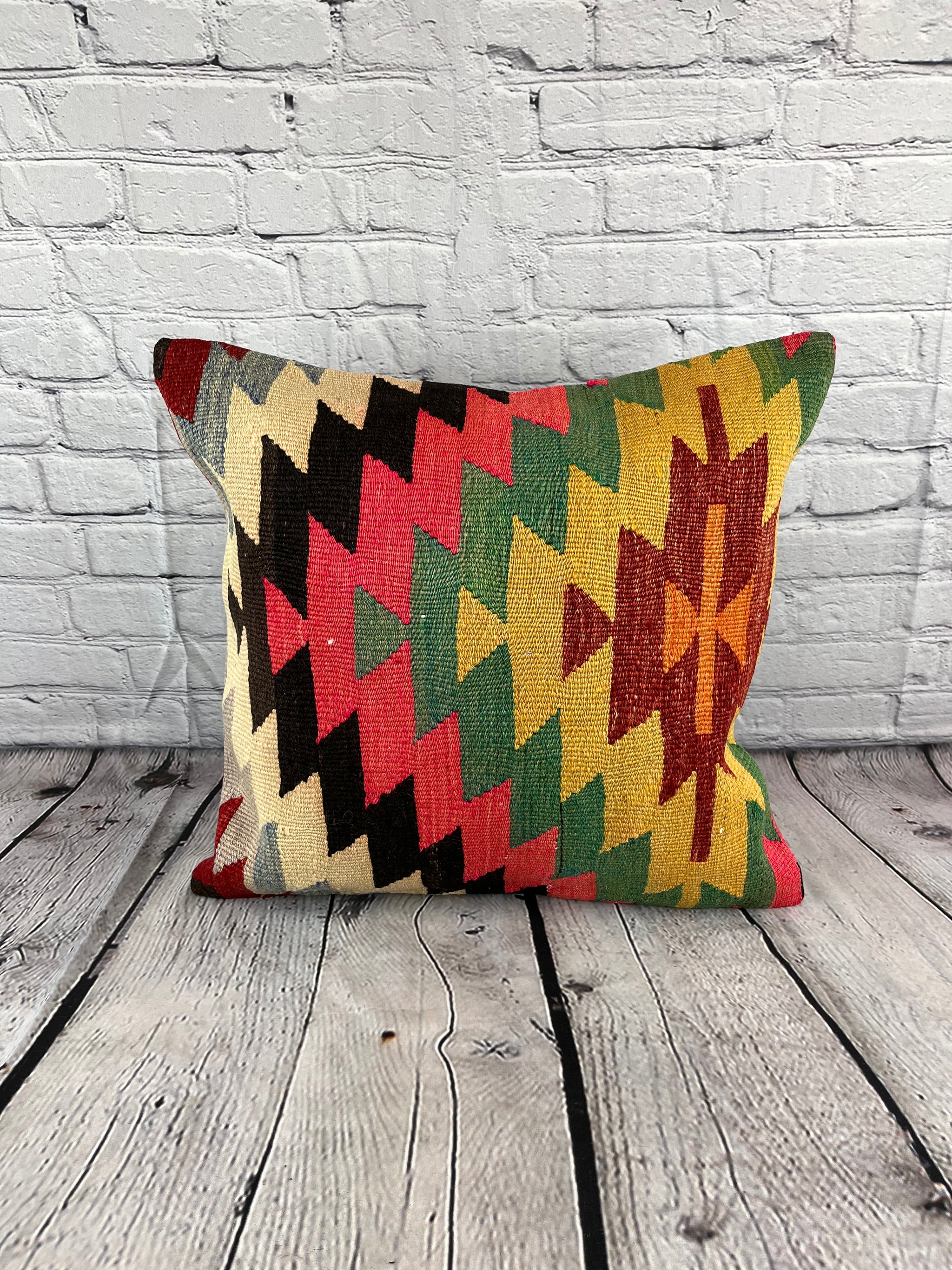 Selling Turkish two pillow case turkish kilim pillow cover made pillow case square handmade kelim rug 20