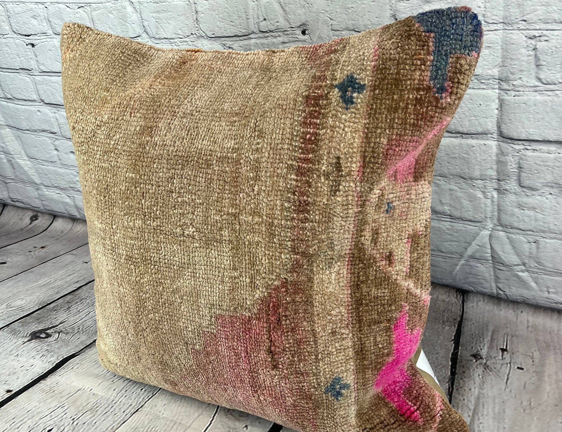 20 x 20 Rug Pillow Luminous Haven Turkish Pillow Cushion Cover #7654