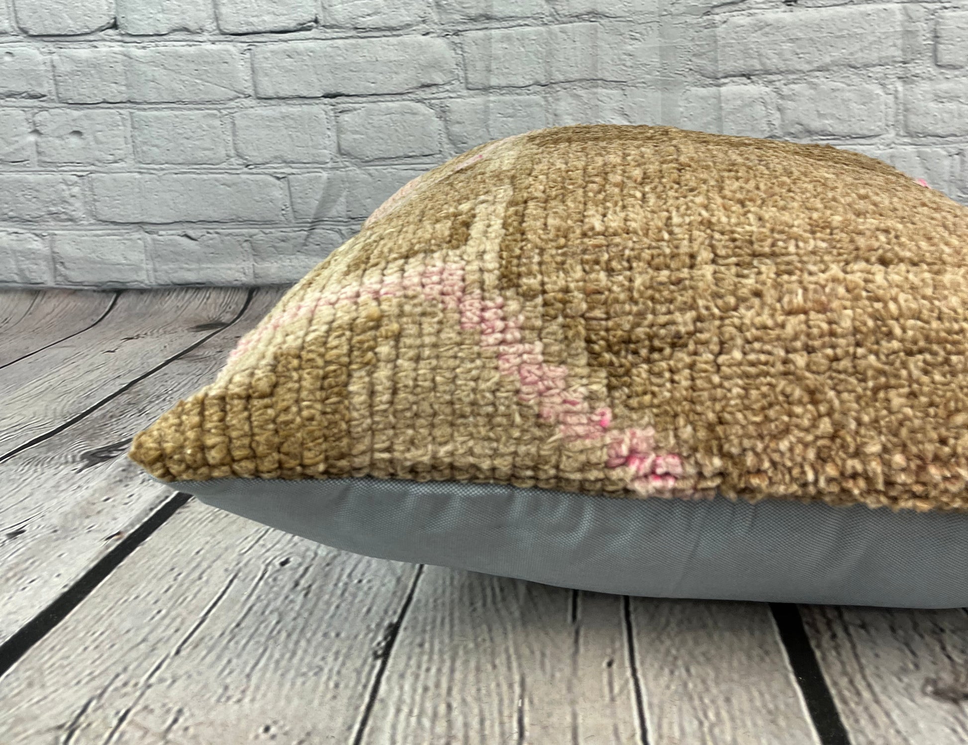 20 x 20 Rug Pillow Serene Sanctuary Turkish Pillow Cushion Cover #7372