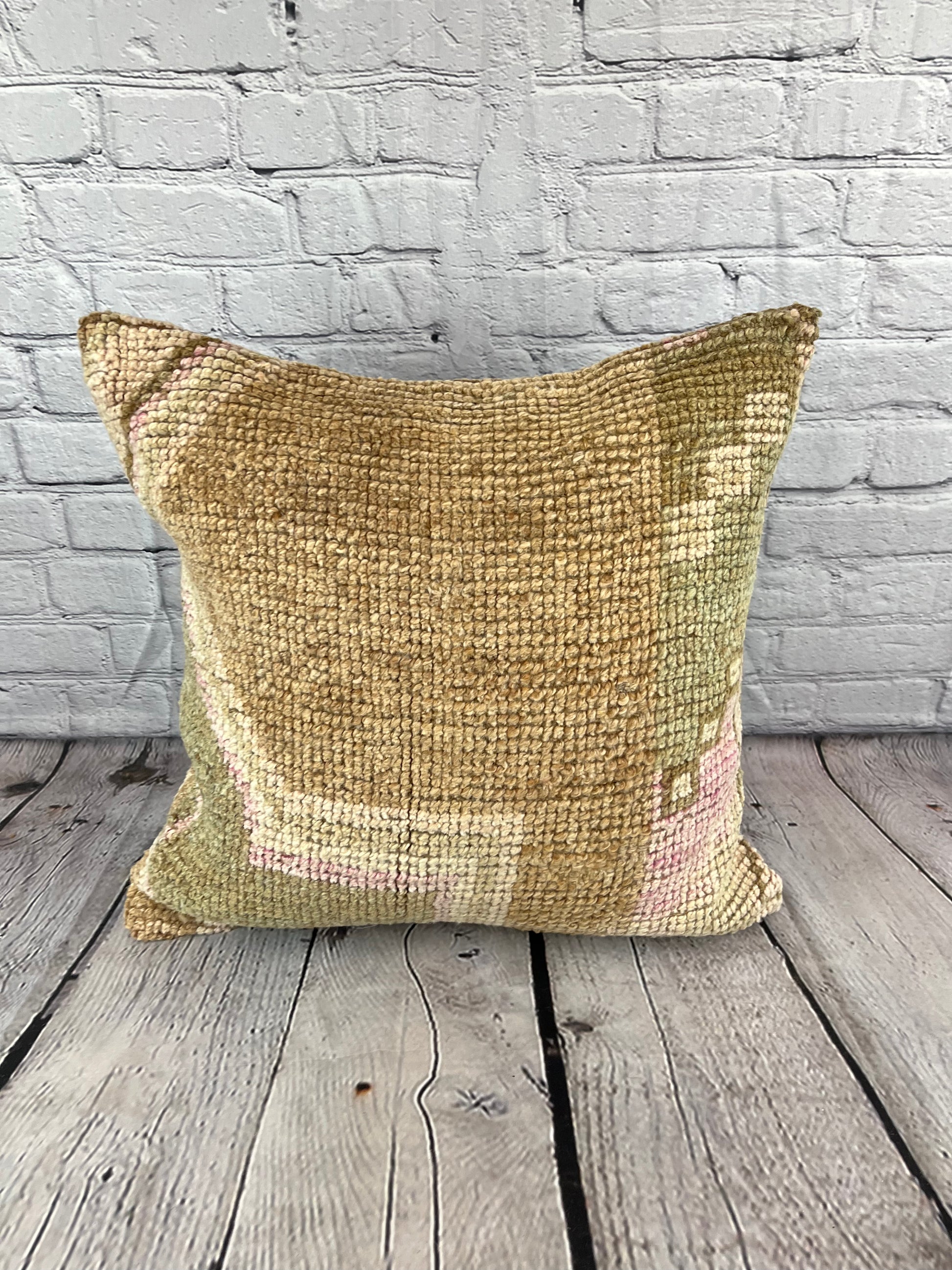20 x 20 Rug Pillow Echoing Retreat Turkish Pillow Cushion Cover #7352
