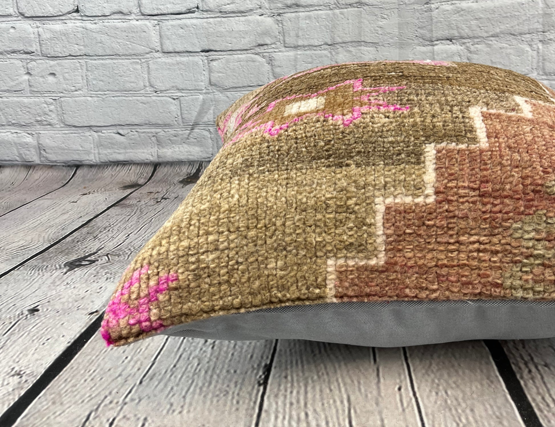 20 x 20 Rug Pillow Bazaar Melody Turkish Pillow Cushion Cover #7338