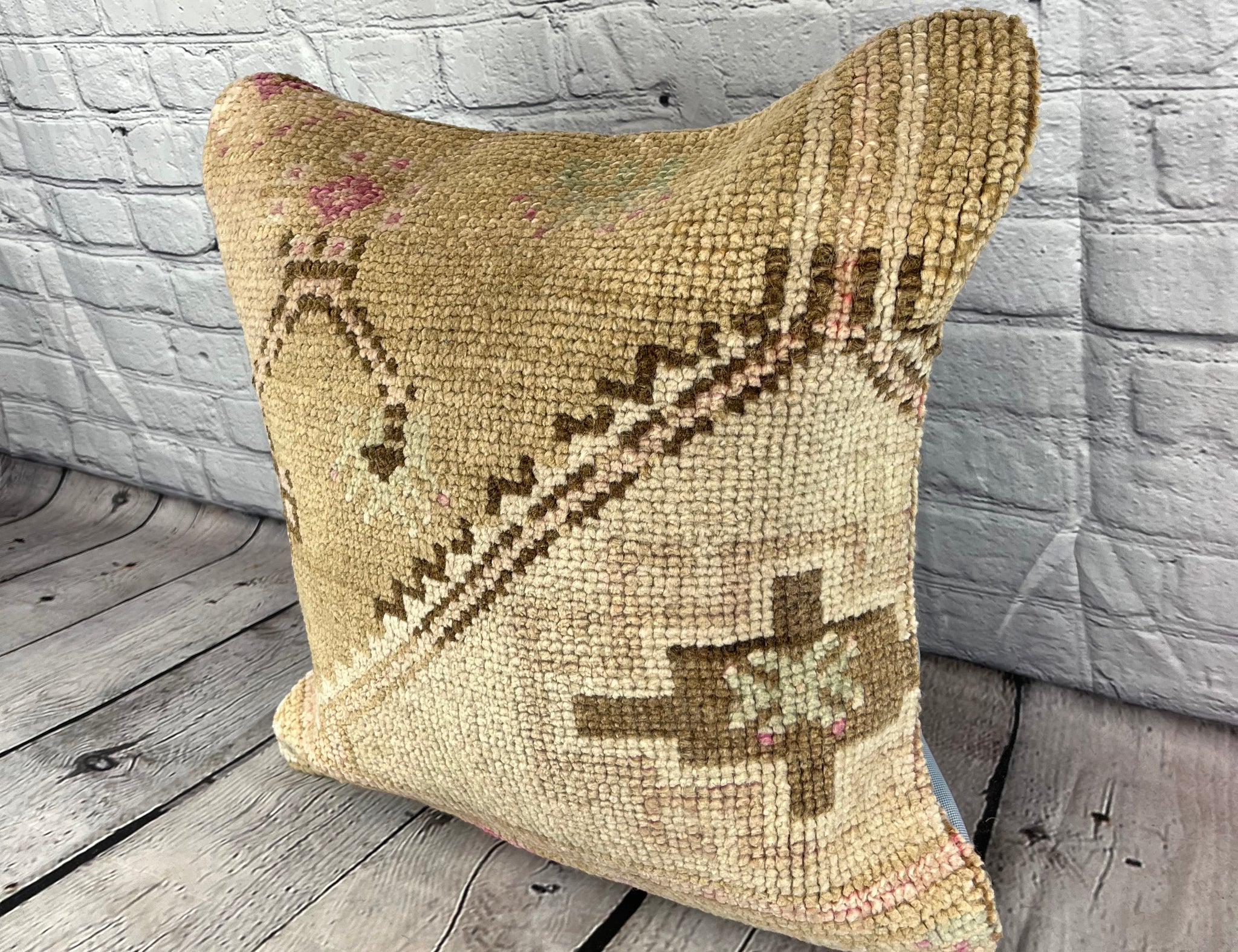 Green Rug Pillow Cover,24''x 16''Inches, Rug Pillow ,Wool Pillow,60 x 40cm shops pillow,Decorative Pillow, Vintage Rug Pillow, Turkish Pillow