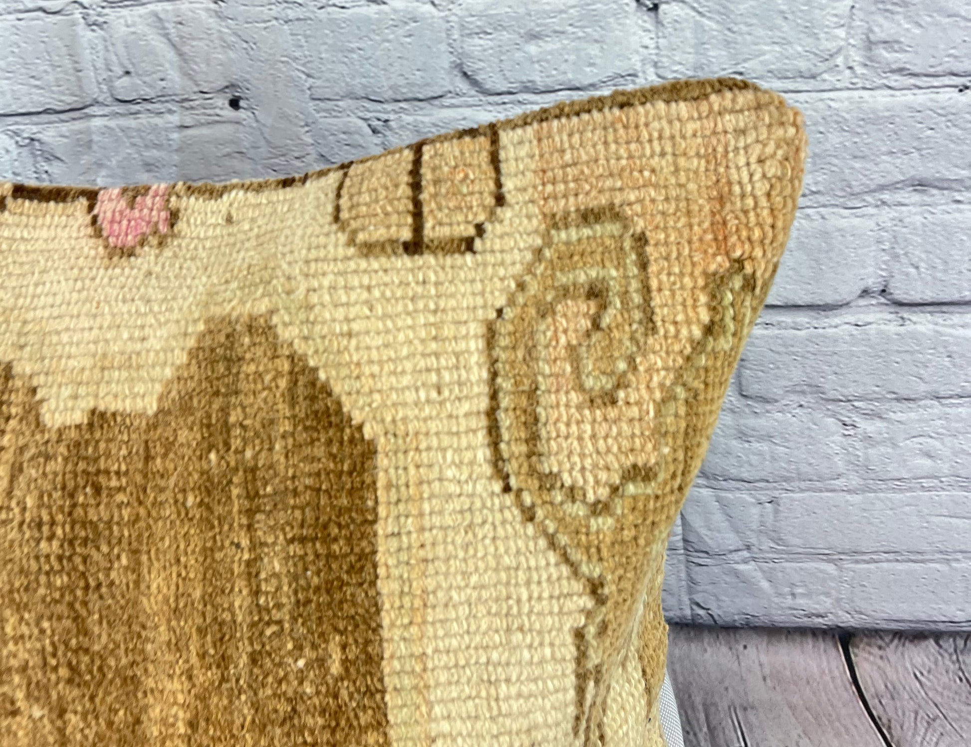20 x 20 Rug Pillow Enchanted Oasis Turkish Pillow Cushion Cover #6720