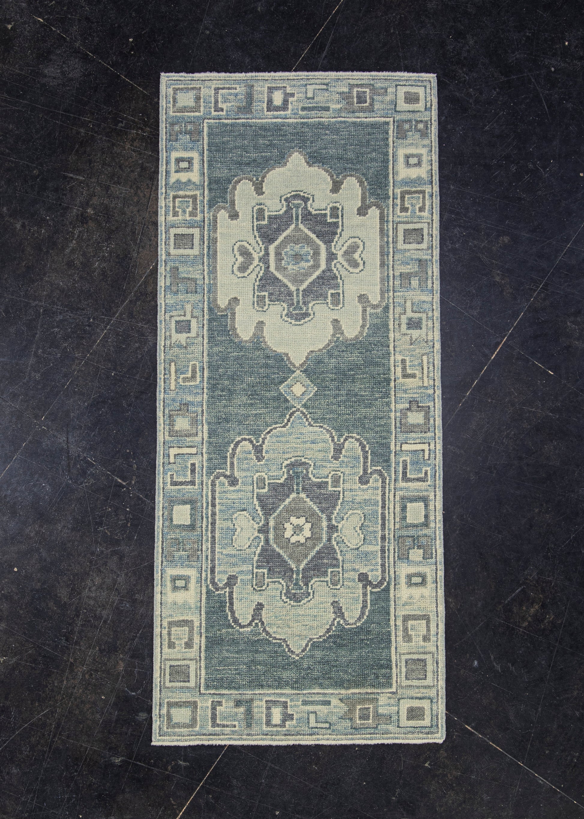 Turkish Oushak Rug 2'7" x 5'11" #12041