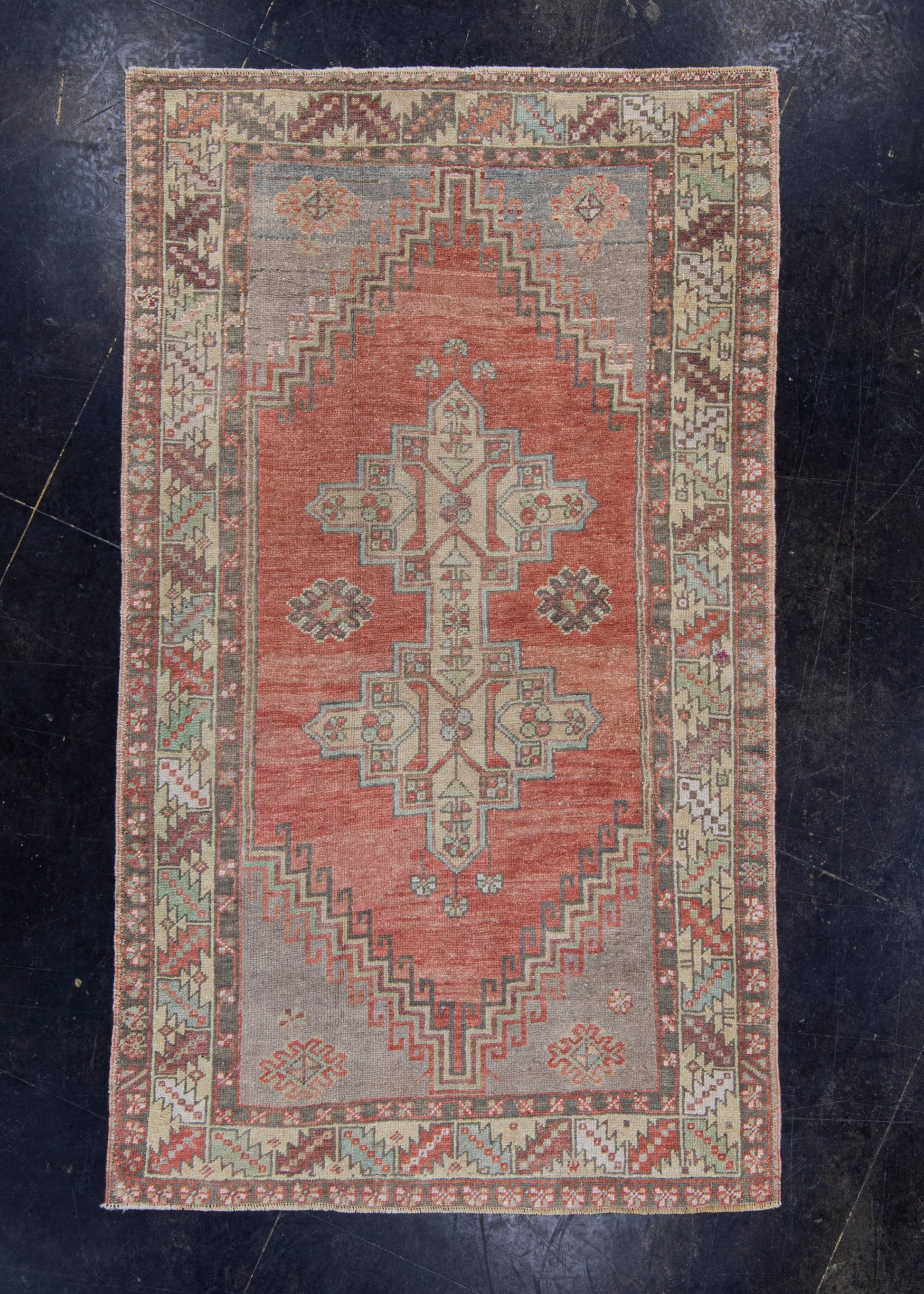 Turkish Vintage Anatolian Rug 3'10" x 6'7" #6020