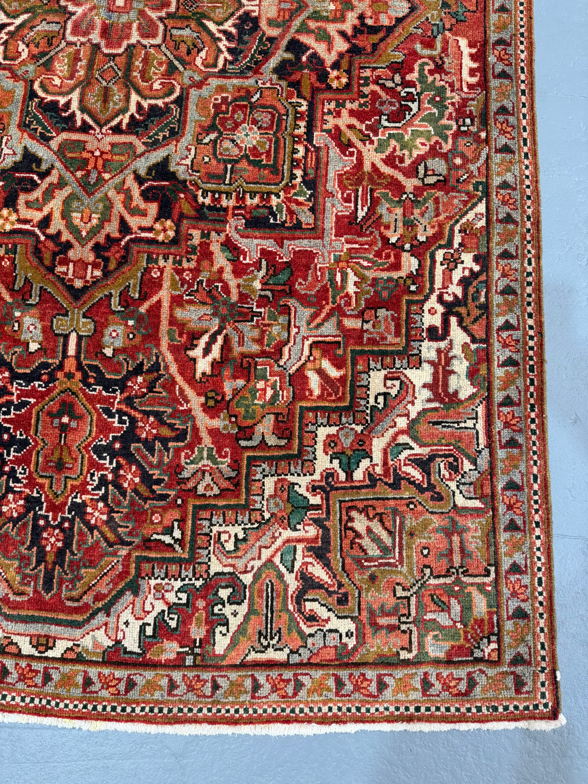 Oriental Handmade Vintage Rug 5'2" x 8'3" #21467