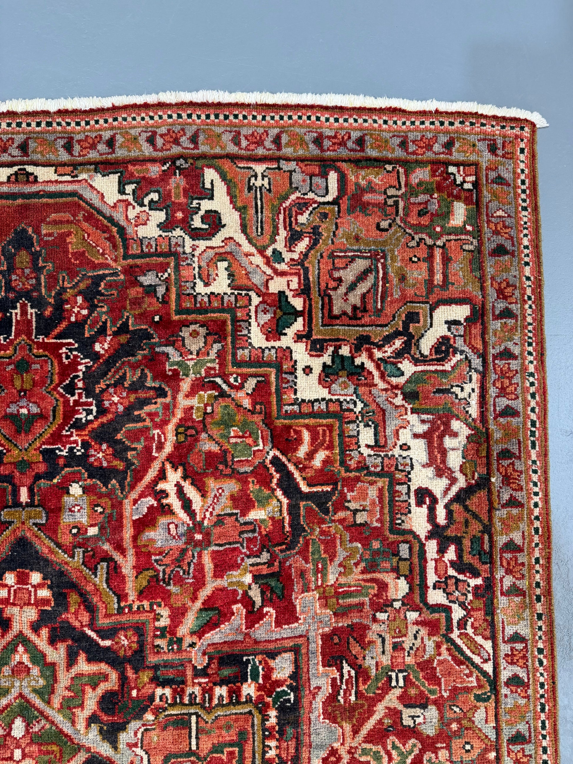 Oriental Handmade Vintage Rug 5'2" x 8'3" #21467