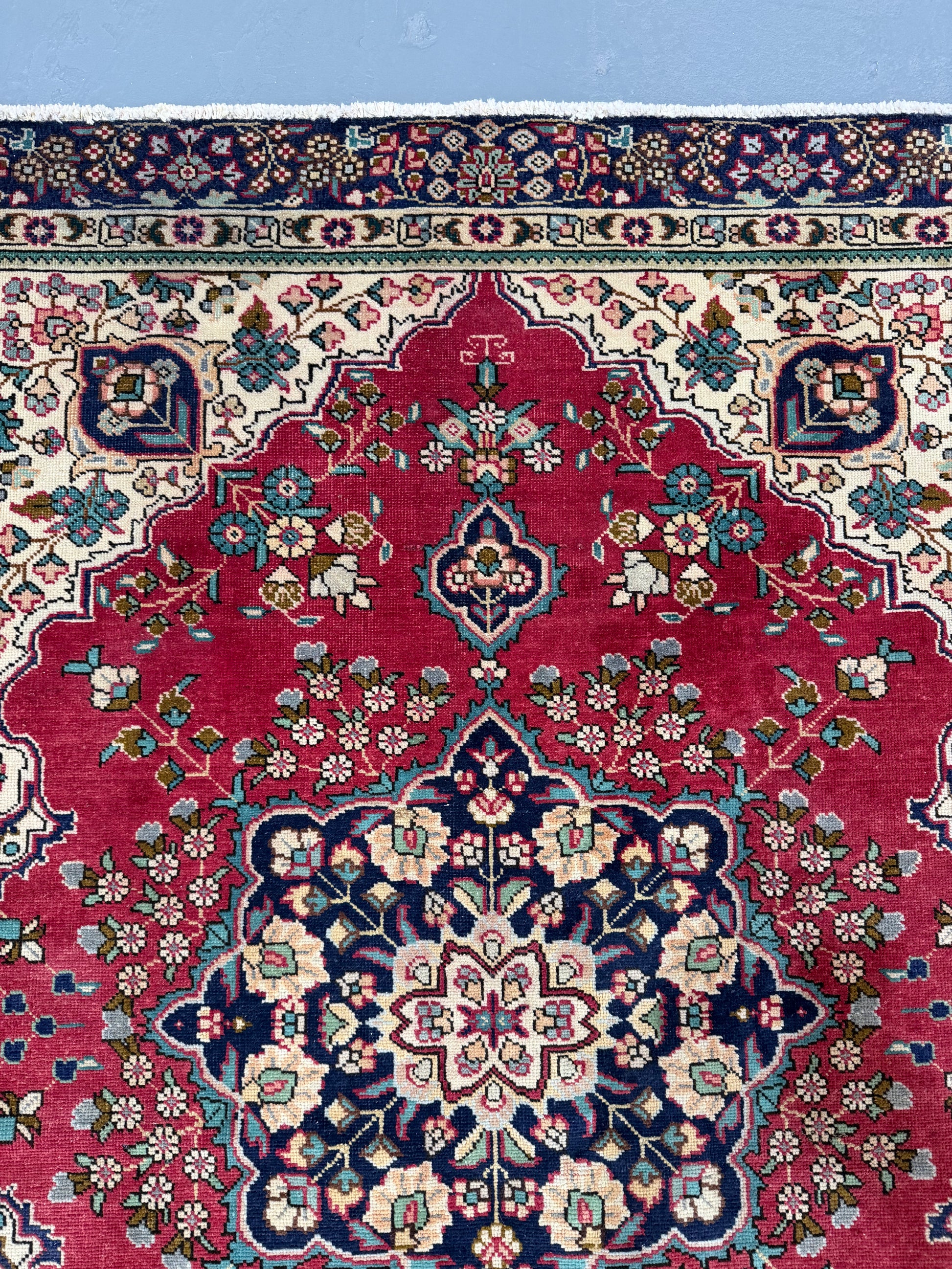 Oriental Handmade Vintage Rug 4'3" x 5'10" #21456