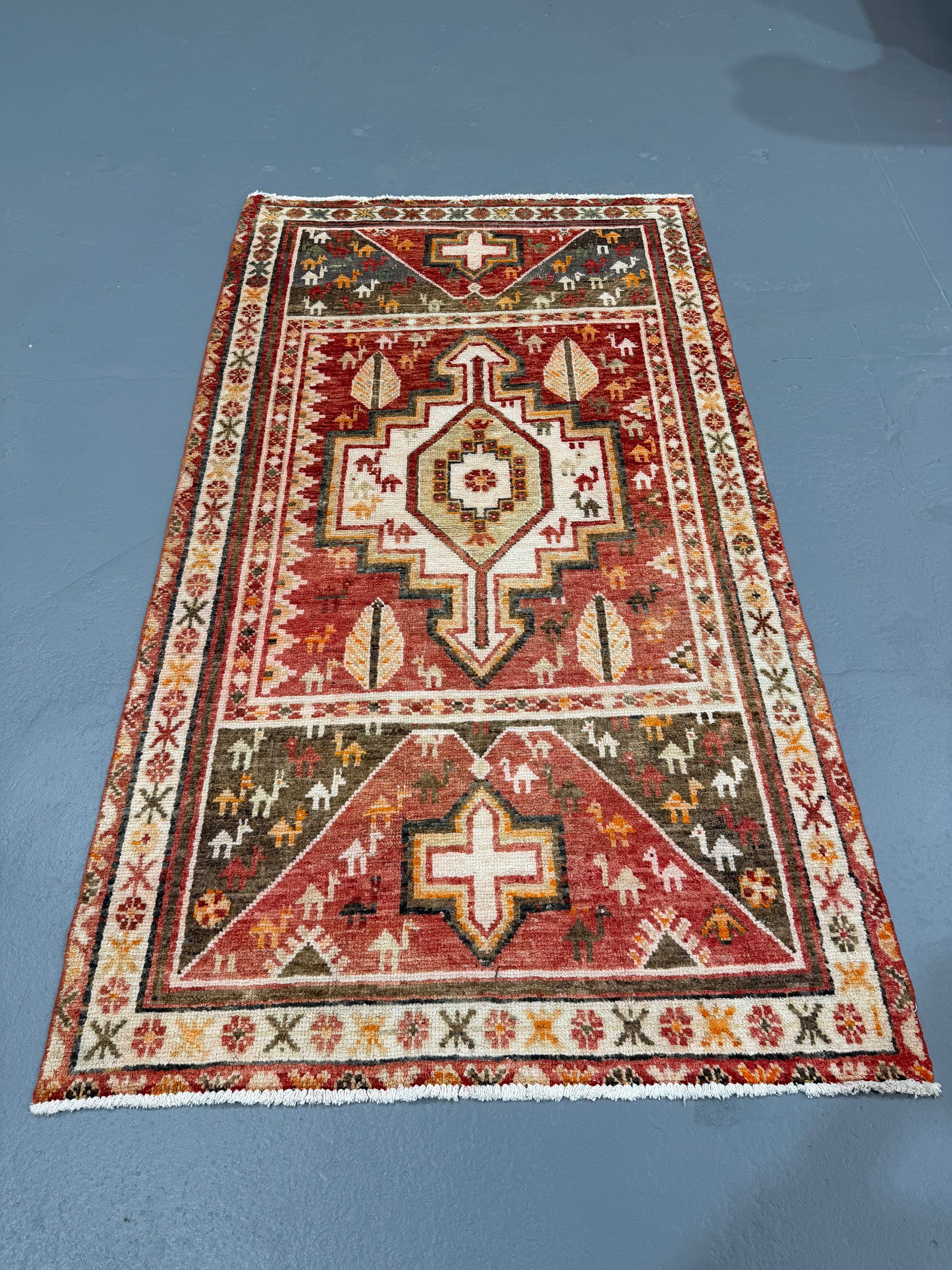 Oriental Handmade Vintage Rug 3'11" x 7' #21454