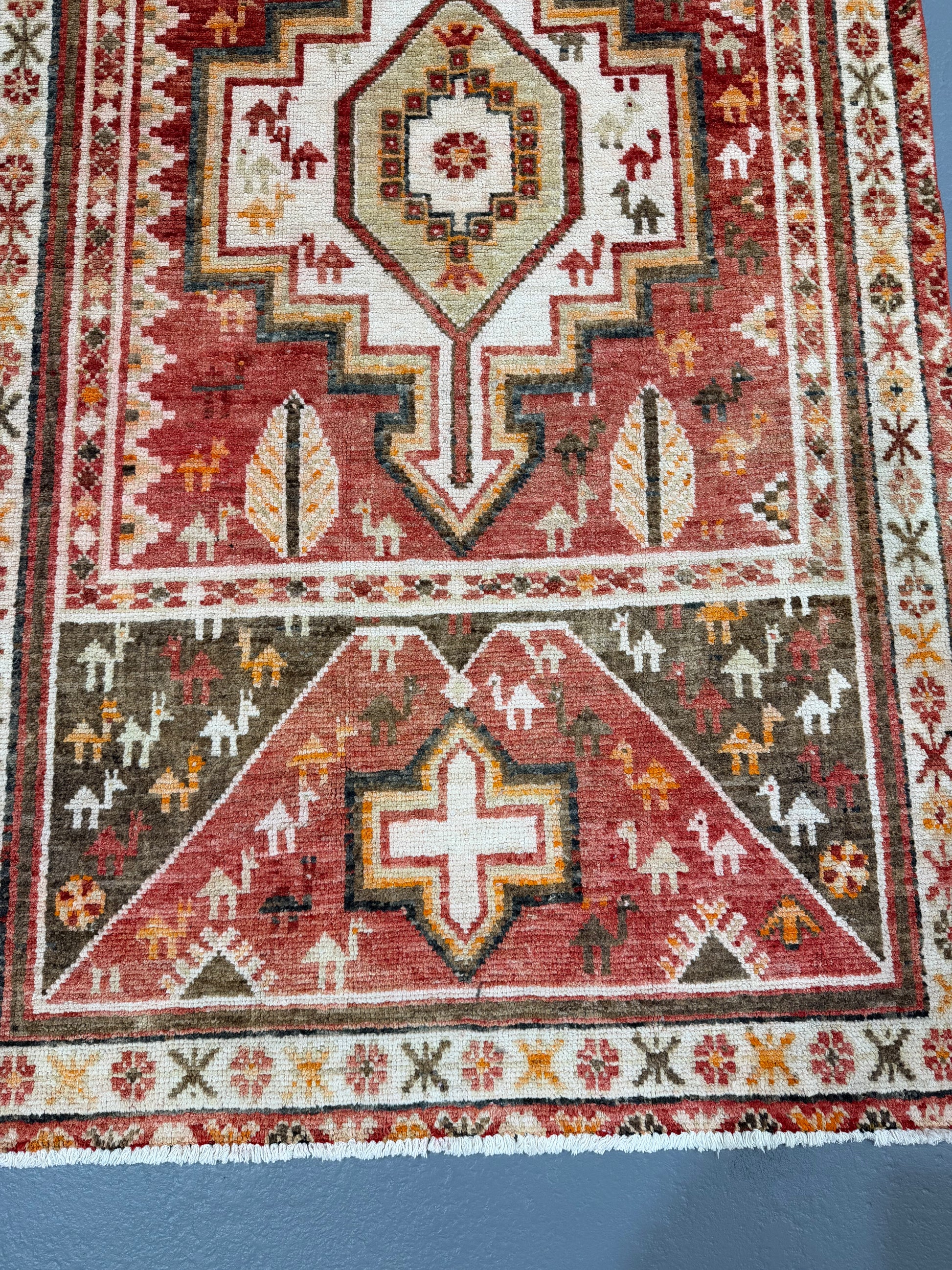 Oriental Handmade Vintage Rug 3'11" x 7' #21454