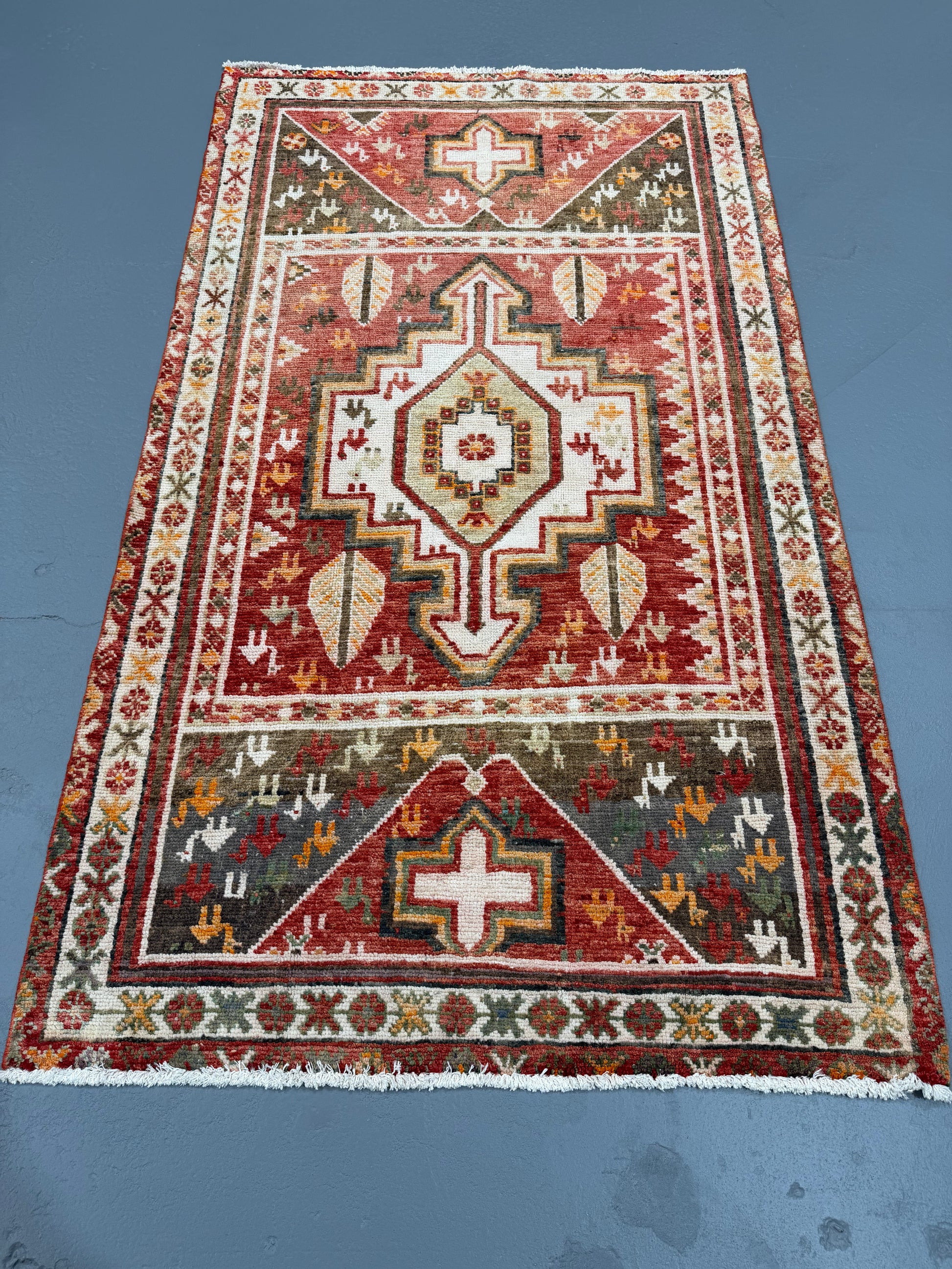 Oriental Handmade Vintage Rug 3'11" x 7' #21454