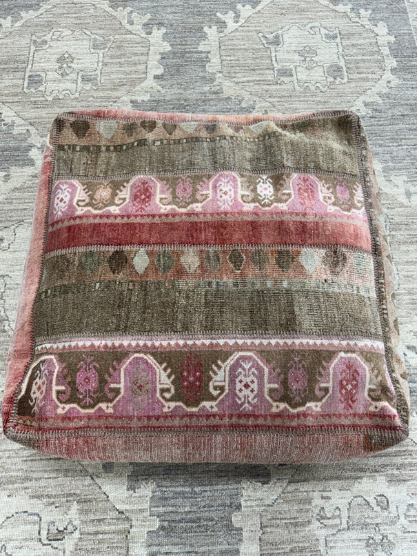 Turkish Kilim Ottoman Pouffe 39"x39"x12" #05-P