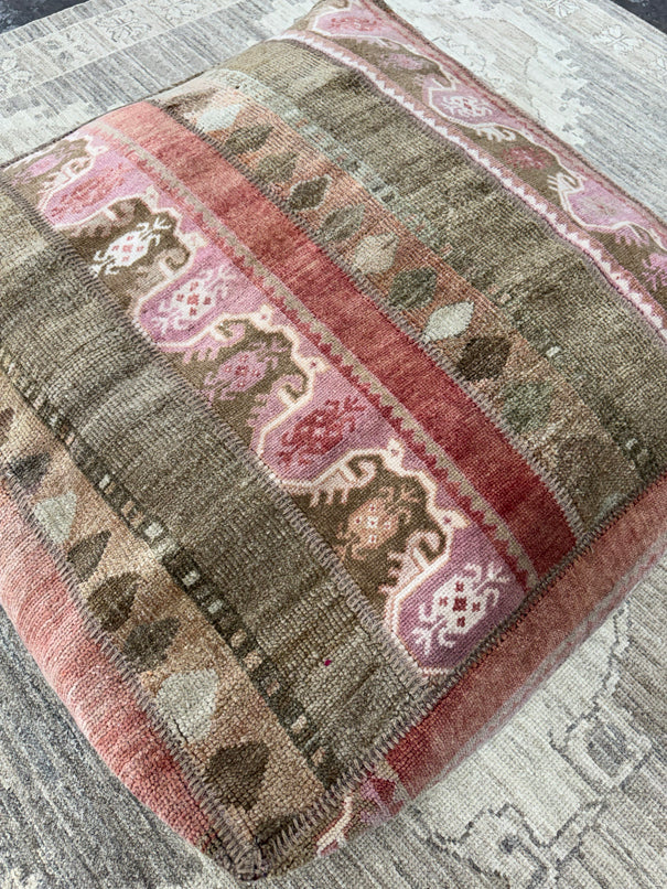 Turkish Kilim Ottoman Pouffe 39"x39"x12" #05-P