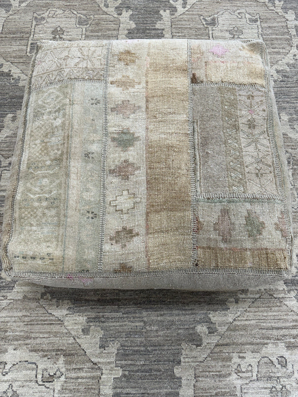 Turkish Kilim Ottoman Pouffe 39"x39"x12" #08-P
