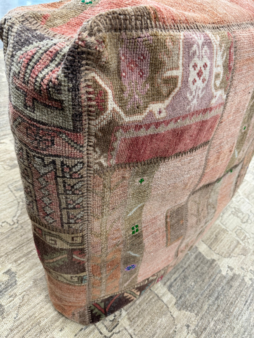Turkish Kilim Ottoman Pouffe 39"x39"x12" #04-P