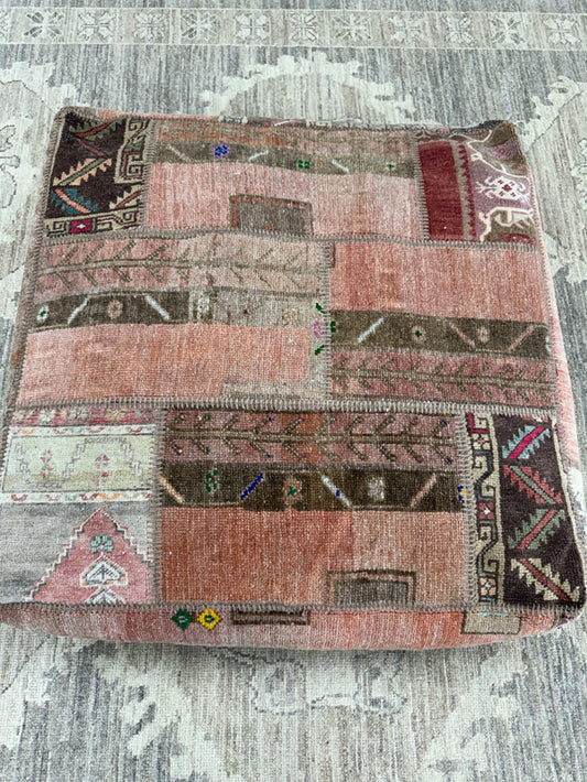 Turkish Kilim Ottoman Pouffe 39"x39"x12" #04-P