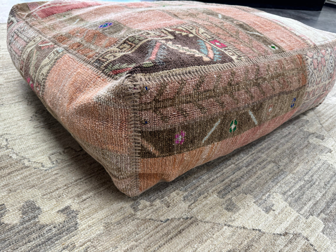 Turkish Kilim Ottoman Pouffe 39"x39"x12" #04-P