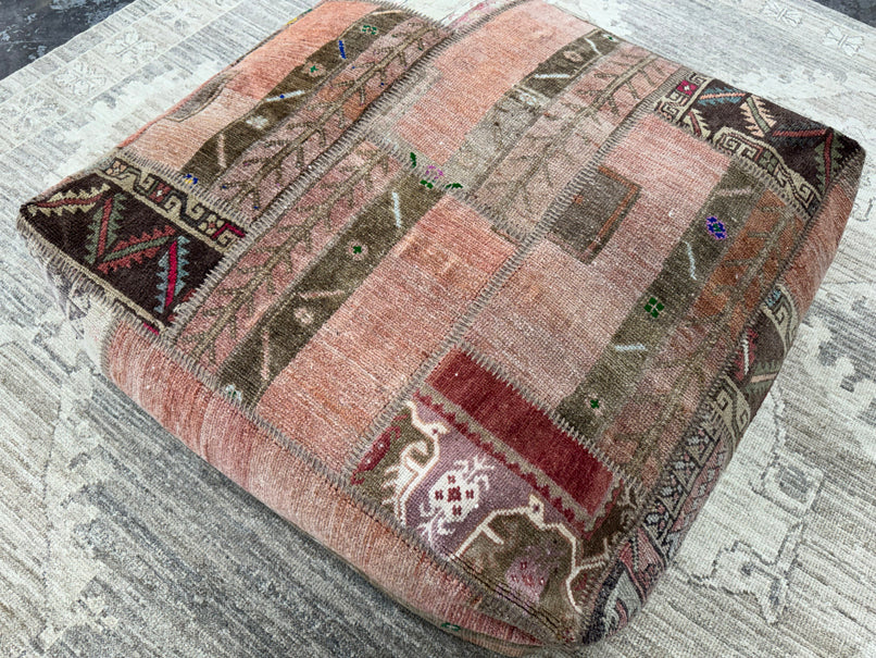 Turkish Kilim Ottoman Pouffe 39"x39"x12" #04-P