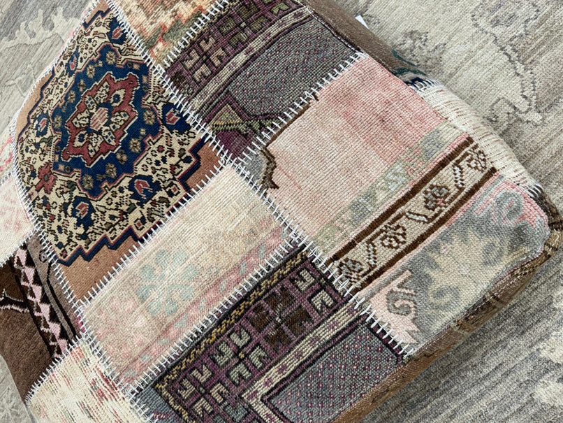 Turkish Kilim Ottoman Pouffe 39"x39"x12" #18-P