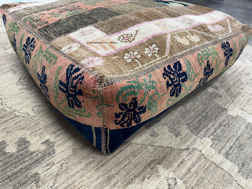 Turkish Kilim Ottoman Pouffe 39"x39"x12" #03-P