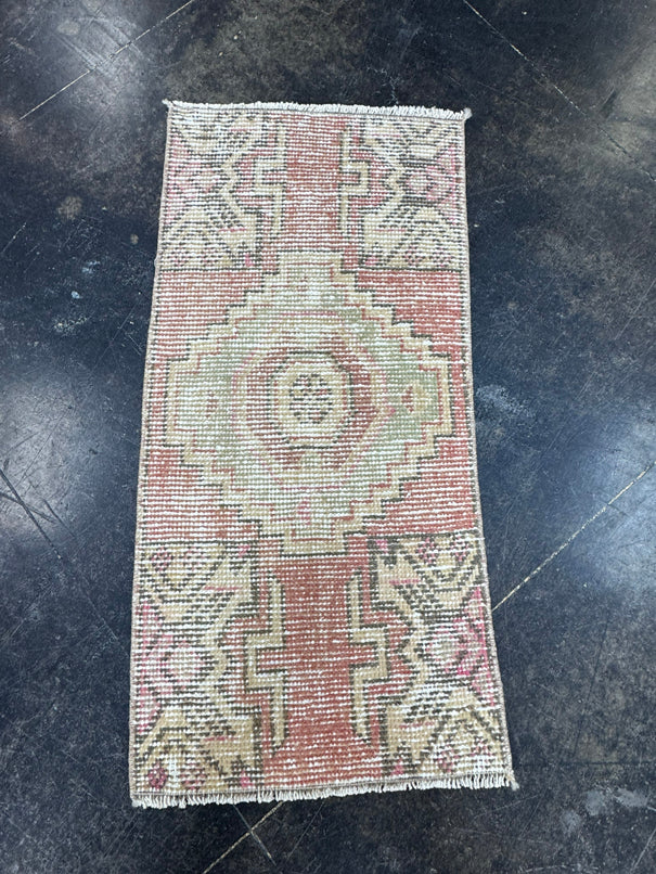 Turkish Yastik Rug 1'4" x 2'10" #23735