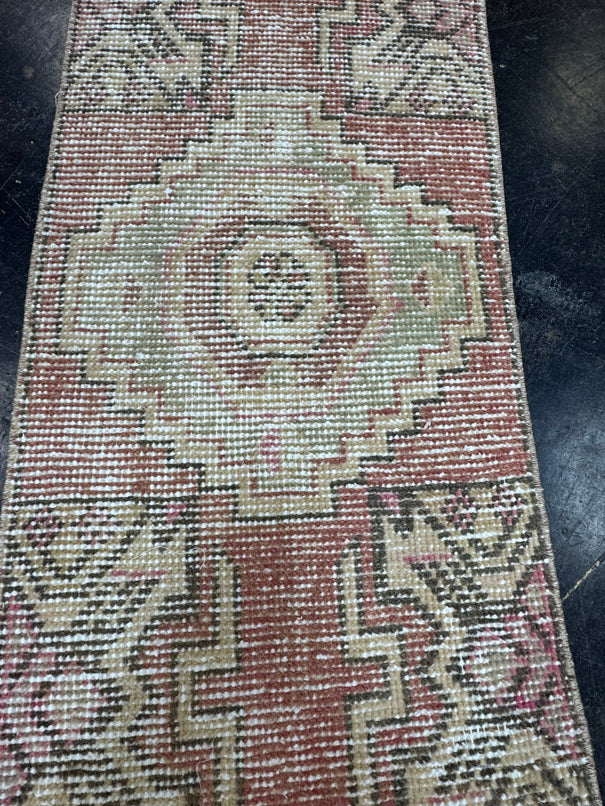Turkish Yastik Rug 1'4" x 2'10" #23735