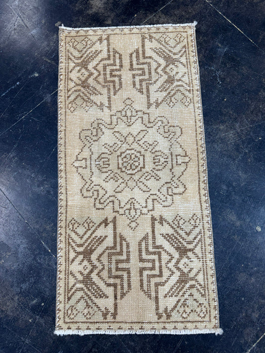 Turkish Yastik Rug 1'6" x 3'1" #23750