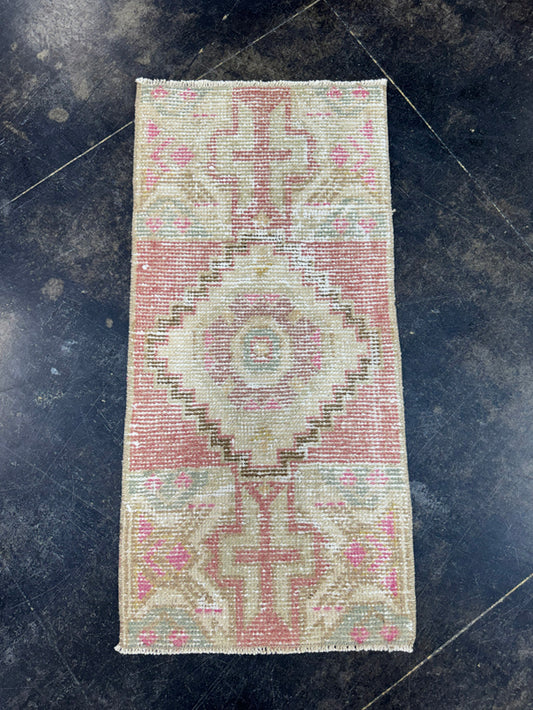 Turkish Yastik Rug 1'4" x 2'10" #23753