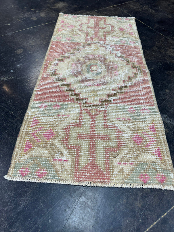 Turkish Yastik Rug 1'4" x 2'10" #23753