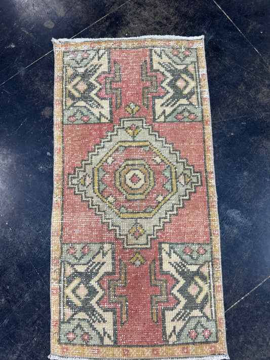 Turkish Yastik Rug 1'7" x 3' #23756