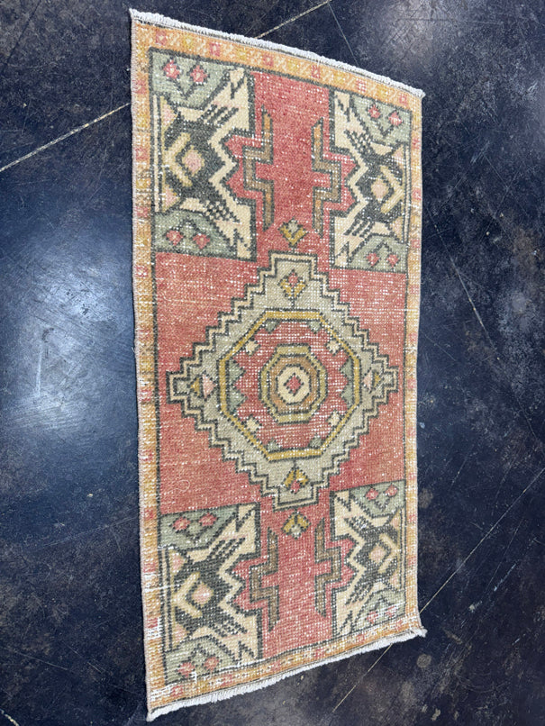 Turkish Yastik Rug 1'7" x 3' #23756