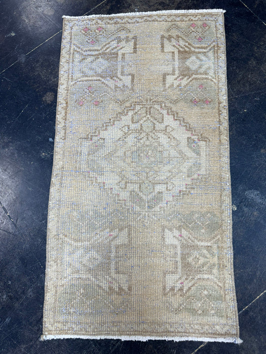 Turkish Yastik Rug 1'7" x 2'11" #23755