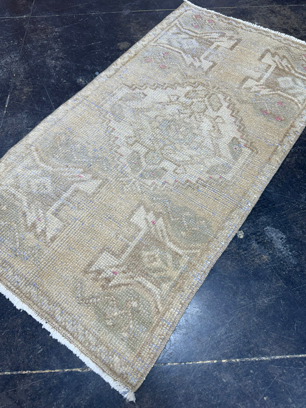 Turkish Yastik Rug 1'7" x 2'11" #23755