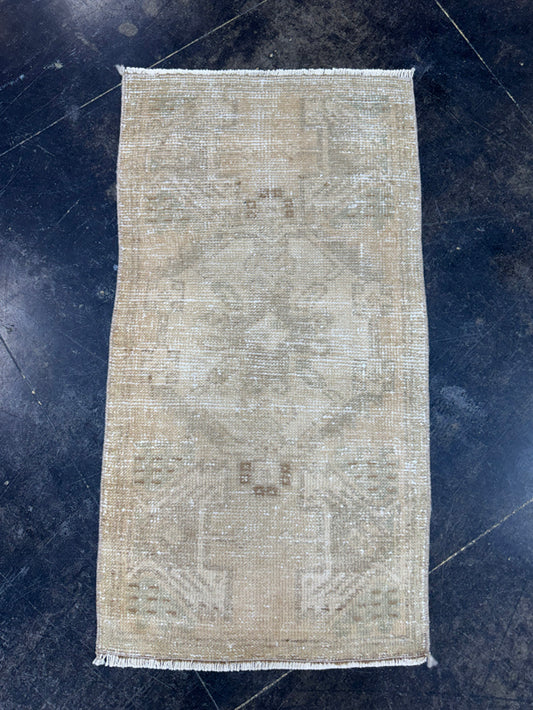 Turkish Yastik Rug 1'8" x 3'1" #23766