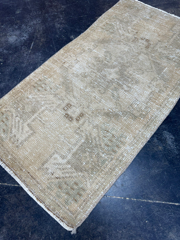 Turkish Yastik Rug 1'8" x 3'1" #23766