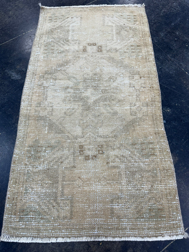 Turkish Yastik Rug 1'8" x 3'1" #23766