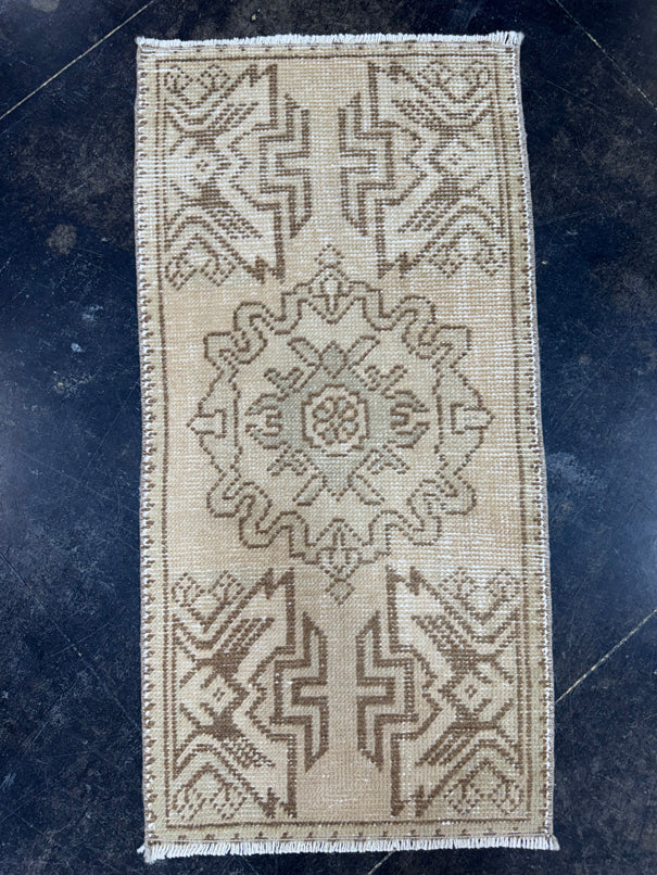 Turkish Yastik Rug 1'6" x 3' #23768