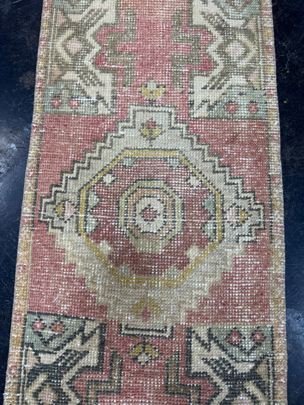 Turkish Yastik Rug 1'6" x 2'11" #23764