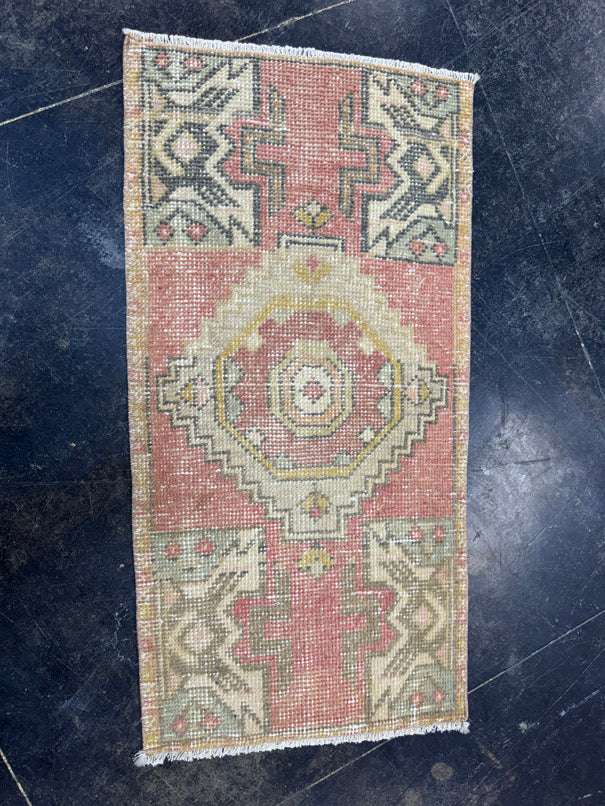 Turkish Yastik Rug 1'6" x 2'11" #23764
