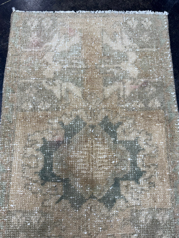 Turkish Yastik Rug 1'6" x 2'8" #23763