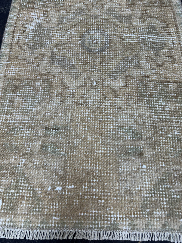 Turkish Yastik Rug 1'6" x 2'8" #23762