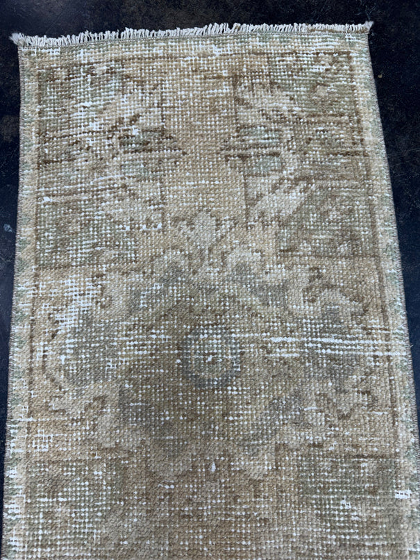 Turkish Yastik Rug 1'6" x 2'8" #23762