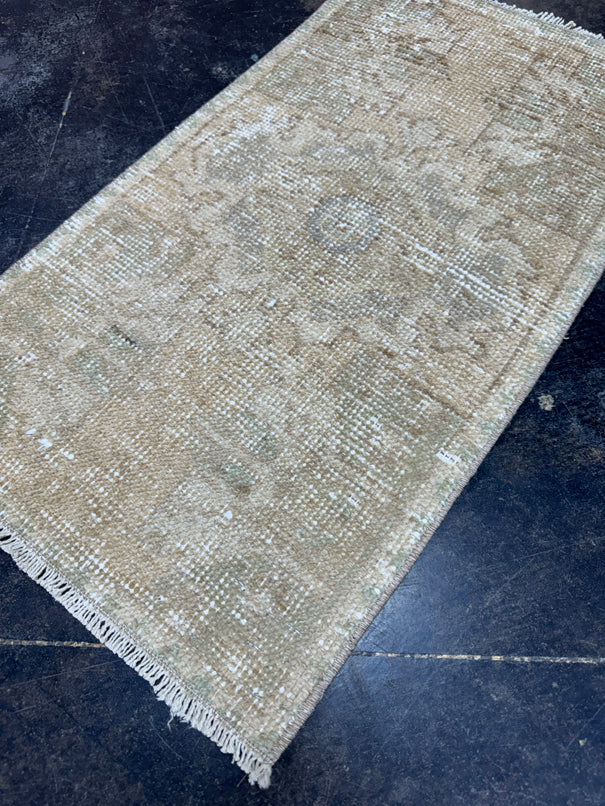 Turkish Yastik Rug 1'6" x 2'8" #23762
