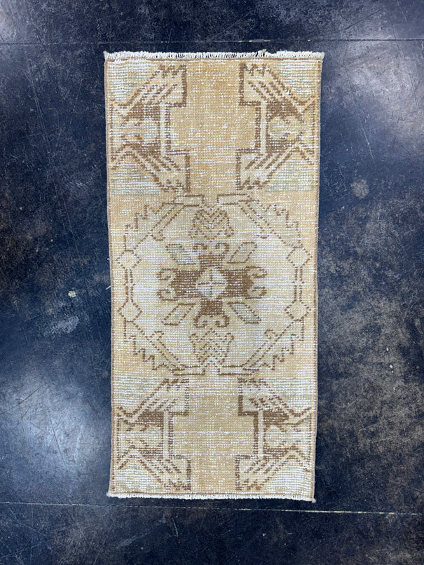 Turkish Yastik Rug 1'4" x 2'10" #23745